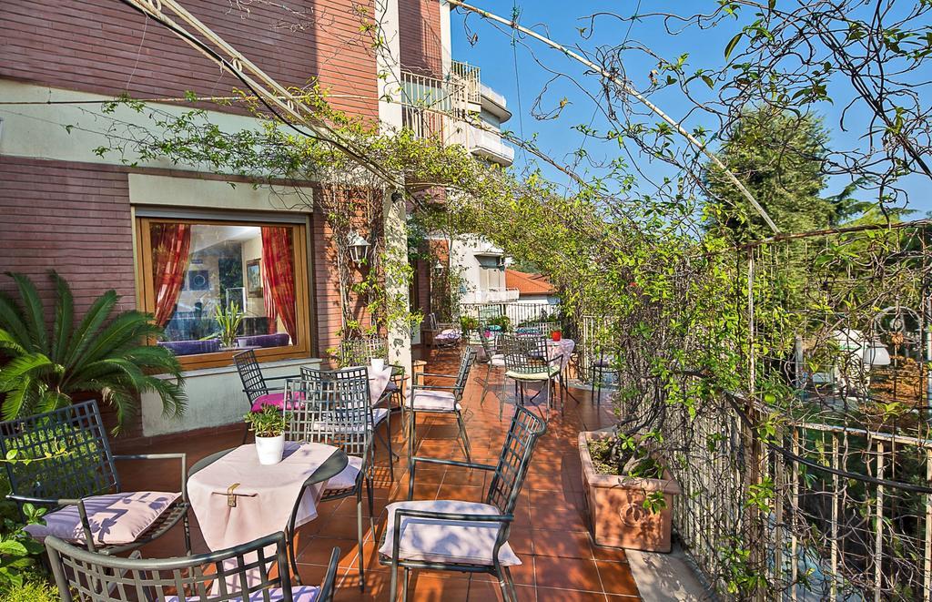 Hotel Tirrenia Sorrento Eksteriør bilde
