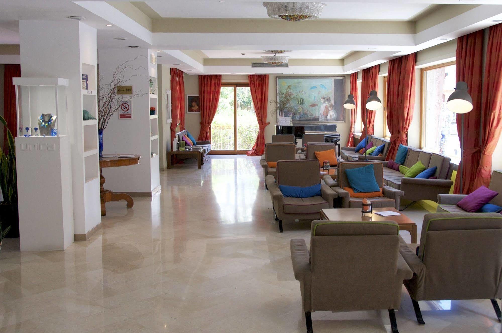 Hotel Tirrenia Sorrento Eksteriør bilde