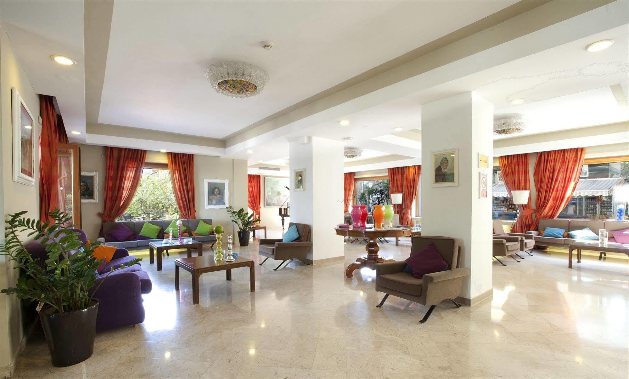 Hotel Tirrenia Sorrento Eksteriør bilde
